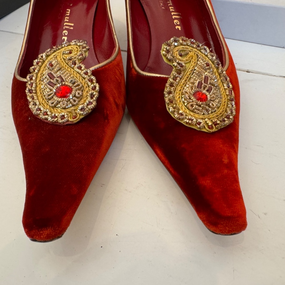 Bettye Muller Vintage Velvet Paisley Detail EU 38.5